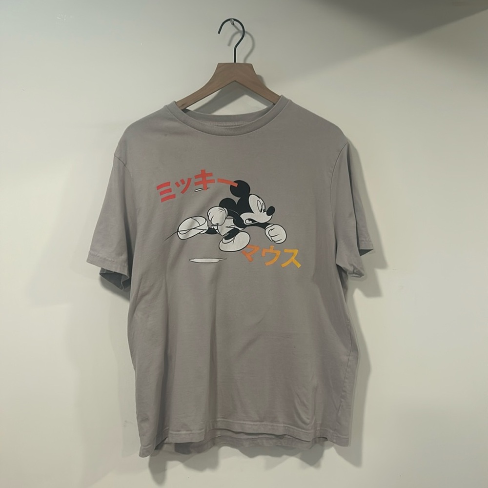 Disney Japanese Micky Mouse Shirt / Size Mens Large